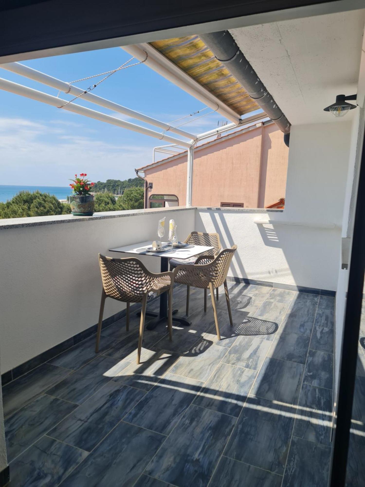 Rivamare - Rovinj Hotell Exteriör bild